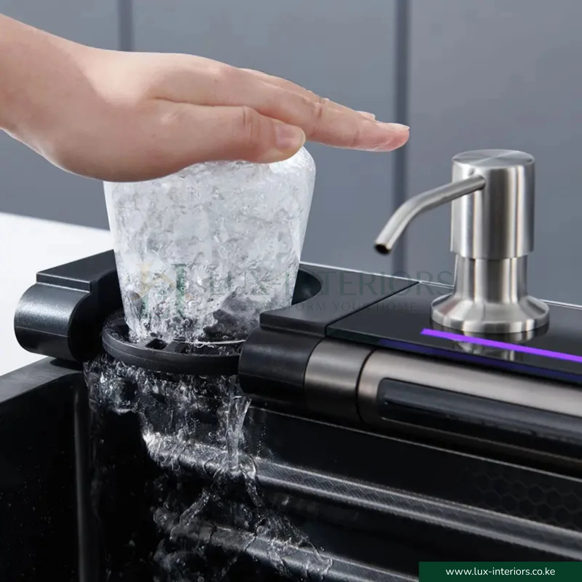 Smart Kitchen Sink – Stainless Steel Waterfall Single Bowl Workstation with Digital Display & Pull-Out Fly Rain Faucet – Multifunctional Sink - Image 5