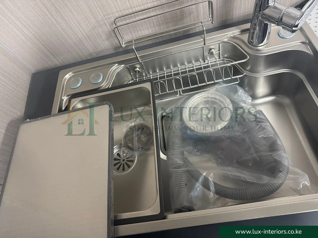 Smart Single Bowl Kitchen Sink – Stainless Steel Waterfall Workstation with Kitchen Sink Tap & Chopping Board - Image 4
