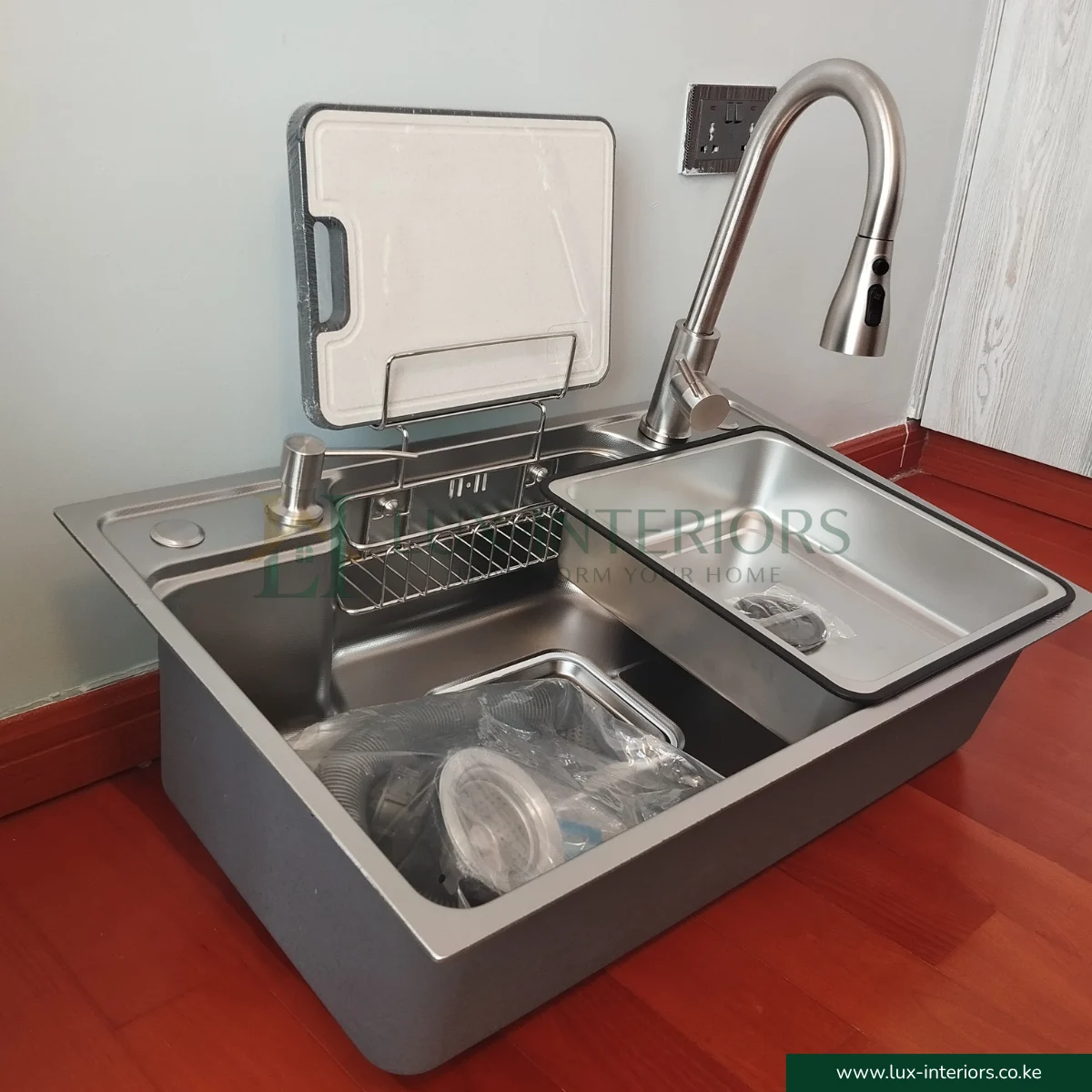 Smart Kitchen Sink – Single Bowl Stainless Steel Workstation with Kitchen Sink Tap & Chopping Board 1 Smart Kitchen Sink – Single Bowl Stainless Steel Workstation with Kitchen Sink Tap & Chopping Board